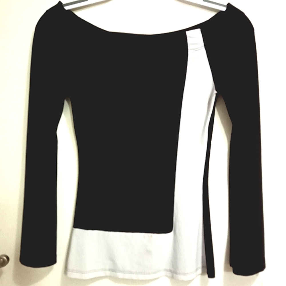 Persona size small white and black